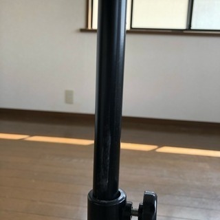 サイドテーブル ？