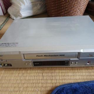 ビデオデッキです