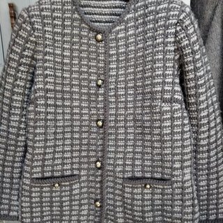 婦人物手編みセーター　ニットスーツ　10着ほどあります