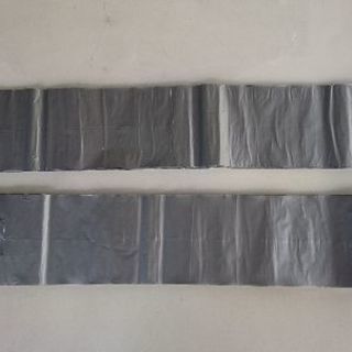 細長いナイロン袋