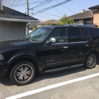 リンカーン ナビゲーター 部品取車の画像
