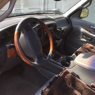 リンカーン ナビゲーター 部品取車の画像