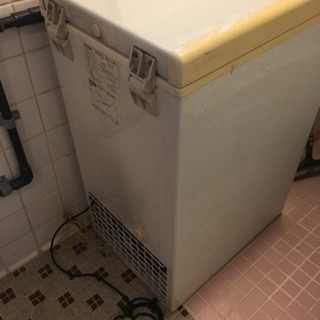 電気冷凍庫 abitelax ACF603R ノンフロンの画像