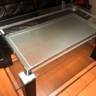 中古▼ニトリ▼ダイニングテーブル▼ガラス▼モダン▼4人
