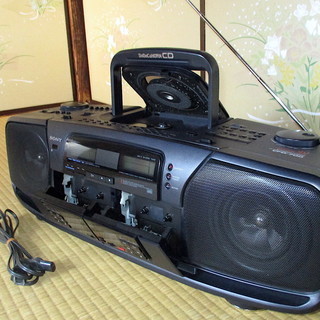 CDラジカセ / SONY DoDeCa HORN ドデカホーン/ CFD-700  ジャンク品　0円の画像