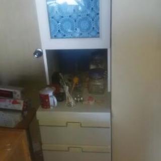 食器棚差し上げます1