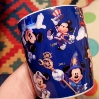 ディズニー 30周年記念マグカップの画像