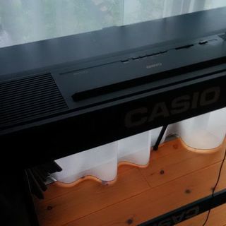 カシオの電子ピアノ貰ってください