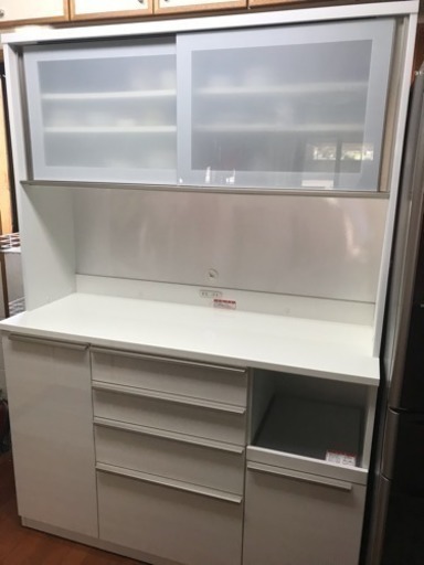 キッチンボード☆食器棚