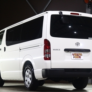 【車検２年付】  トヨタ ハイエースバン 2.8 DX ディーゼル 未使用車/車検32年12月まで有☆自社ローン・オートローン全国対応の画像