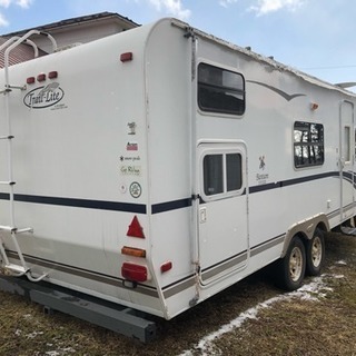 キャンピングトレーラー 事務所 倉庫 プレハブ 休憩所の画像