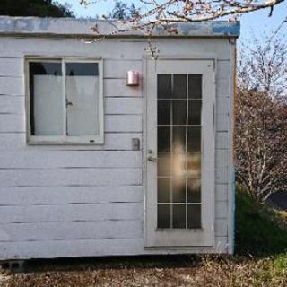 プレハブ小屋の画像