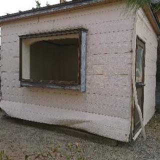 ６畳の離れ部屋(へこみ有ります)の画像