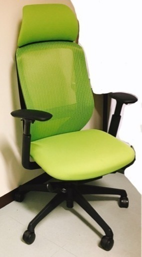 オカムラ シルフィ