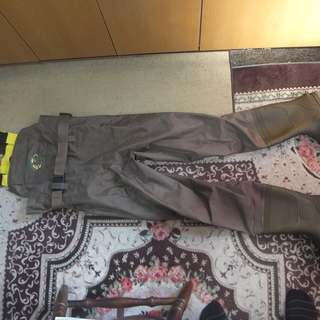  子供用ウエダー。大洗ハマグリ獲りに。。コケ滑り止め付き 女性の方にも　カヤックや釣りにも。。。の画像
