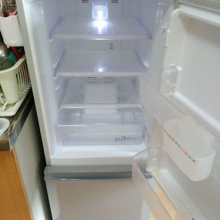 冷蔵庫　２０１６年製　１４６L 