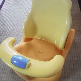 アップリカ　バスチェアー