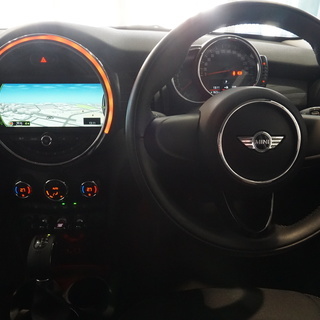MINI ｸｰﾊﾟｰ　1ｵﾅ/ﾍﾟｯﾊﾟｰ＆ﾅﾋﾞﾊﾟｯｹｰｼﾞ/純正HDDﾅﾋﾞ/LEDﾍｯﾄﾞ　平成29（2017）年　5,000kmの画像