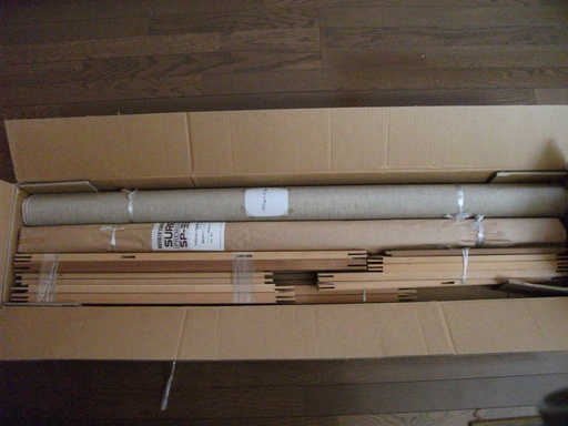 油絵用　麻キャンバスのロール2本、木枠3セット
