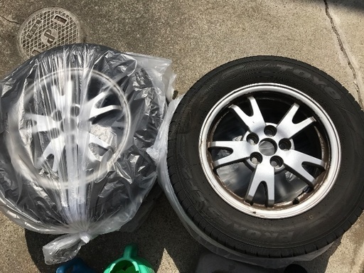 プリウス純正アルミ&タイヤ