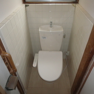 米子市夜見町ペット可一戸建て4/末空き予定　玄関がすごく広いので事務所兼住居も可能です。使い方は色々 - 米子市