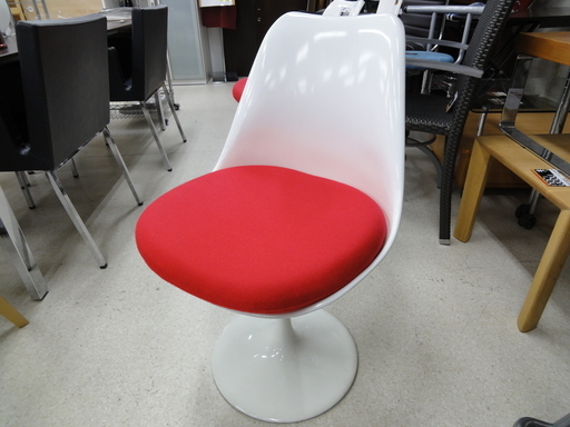 RuDi/ルディ 1人用チェア 回転式 ホワイト×レッド【ユーズドユーズ名古屋天白店】