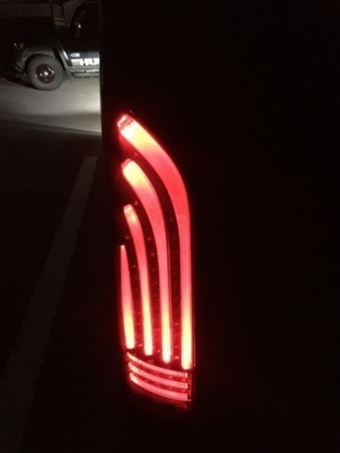 ハイエース スモークテールランプ 最終値下げ