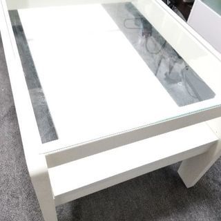 ガラス天板テーブル売りますの画像