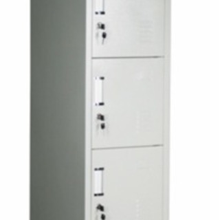 【中古品】スチールロッカー 3個の画像