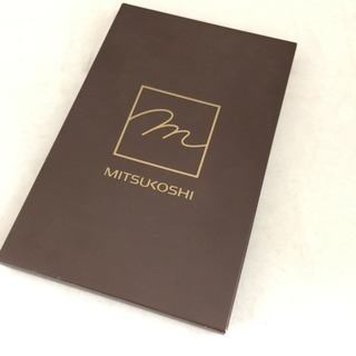 Burberry バーバリー ハンカチ新品 三越箱付き イニシャルYTの画像