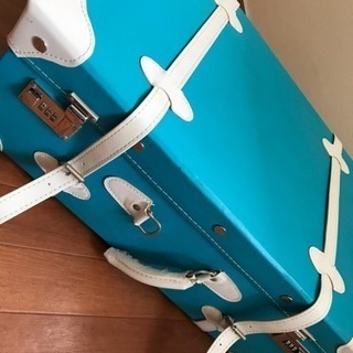 キャリーバッグ