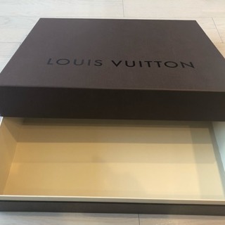 LOUIS VUITTONの空箱
