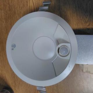 DAIKO製 ダウンライト人感センサー付 未使用品 DDL-4645YWの画像