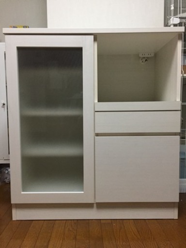 食器棚 自宅まで引き取りに来てくださる方限定！！