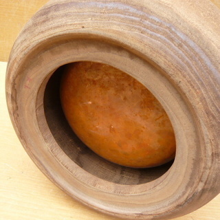 手あぶり火鉢・丸型桐火鉢の画像