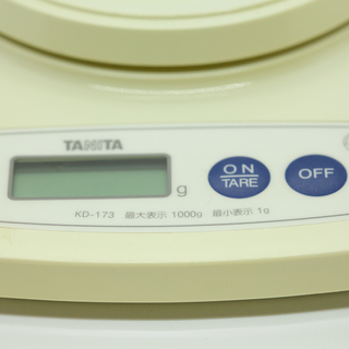 【お買い得】ハンドミキサー（Tescom）＆キッチンスケール（Tanita）　２つセットの画像
