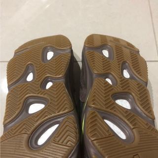 YEEZY BOOST 700 MAUVE 新品の画像