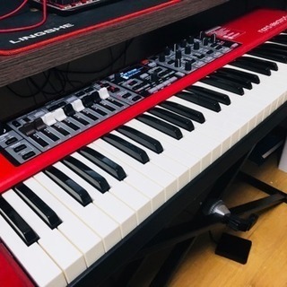 Nord electro 5D 電子キーボードの画像