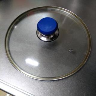 深めのフライパン2つ譲ります!の画像