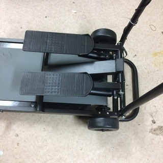 シリンダー付きステップウォーカーの画像