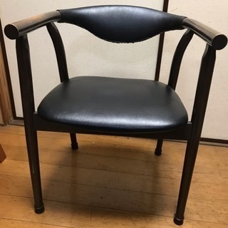 アームチェアーの画像