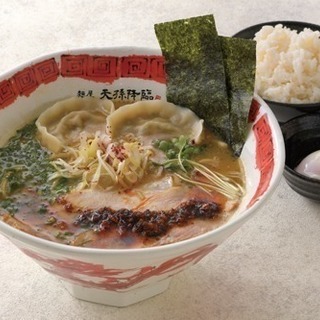三宮店と元町店 らー麺と餃子のお店です！の画像