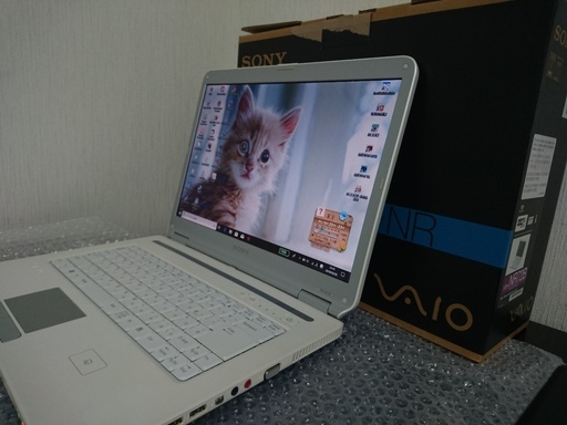 15インチのホワイト SONY VAIO 320GB 4G WIN10