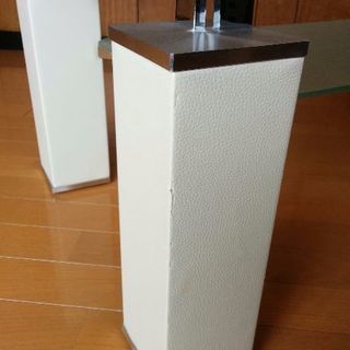 ニトリのNYデザインテーブルの画像