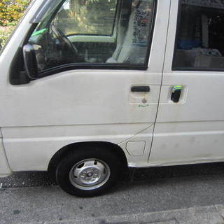 スバルサンバー　H.13年式白 車検1年あり　マット差し上げますの画像