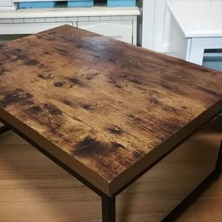 美品＊アンティーク＊コーヒーテーブル＊脚がブラックの金属製＊インテリア家具＊ の画像