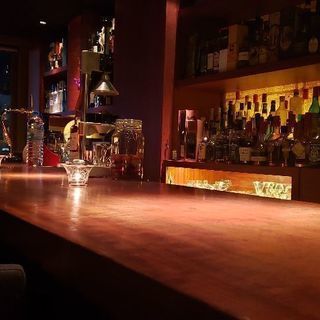 バーテンダー募集！ お洒落なバーで働いてみませんか？　本格的なカクテルを勉強したい方・バーテンダーを目指す方・経験者の方、急募！！の画像