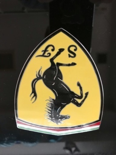 フェラーF12純正七宝焼きエンブレム