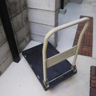 折り畳み式台車の画像