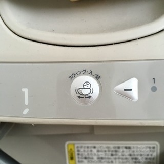 ☆再お値下げです☆コンビ オートスウィング ベビーチェアの画像